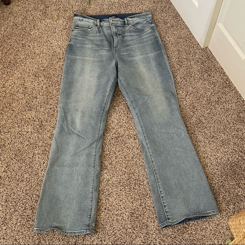 EXPRESS BOOTCUT JEANS